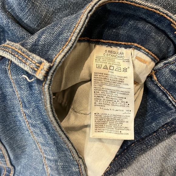 Old Navy mid-rise rockstar jeans - Picture 6 of 6